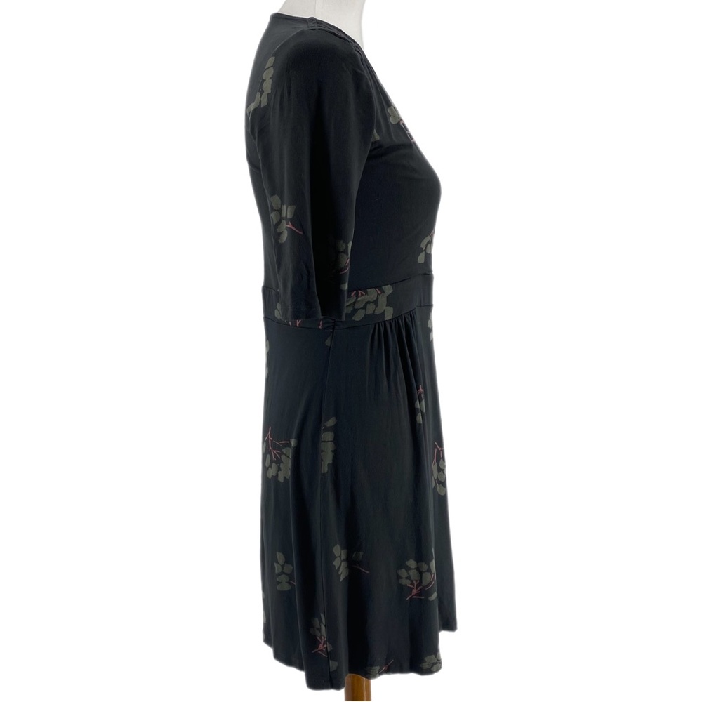 Boden Gray Leaf Print Three Quarter Sleeve Mini Dress - Picture 4 of 7